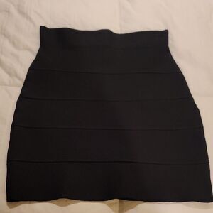 BCBGMaxAzria Black Bandage Skirt Sz Med